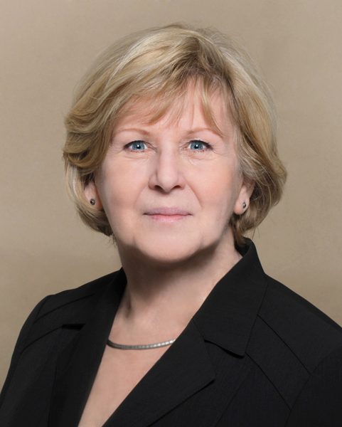 Ingrid Hoffmann - WK 13